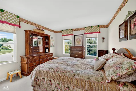 1720 Bentbrook Drive Avon IN 46123