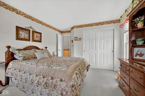 1720 Bentbrook Drive Avon IN 46123