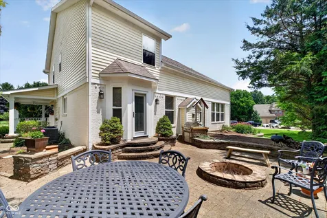 1720 Bentbrook Drive Avon IN 46123