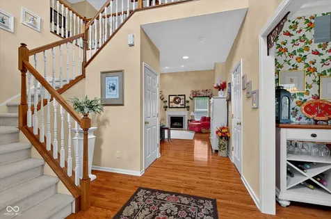 1720 Bentbrook Drive Avon IN 46123