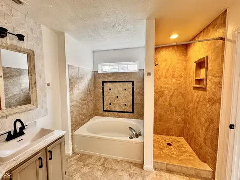 8913 Glass Chimney Lane Fishers IN 46037