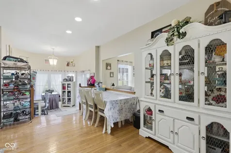 1356 N Westminster Court Greenfield IN 46140