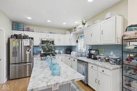 1356 N Westminster Court Greenfield IN 46140