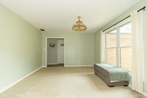 204 Creek Wood Drive Greenfield IN 46140