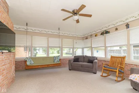 204 Creek Wood Drive Greenfield IN 46140