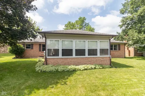 204 Creek Wood Drive Greenfield IN 46140