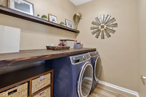 13556 Alston Fishers IN 46037