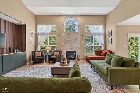 13556 Alston Fishers IN 46037