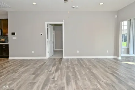 9170 Hedley Way E Avon IN 46123