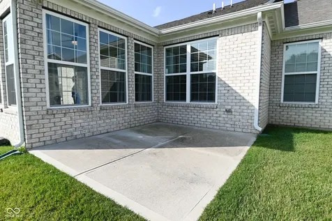 9170 Hedley Way E Avon IN 46123
