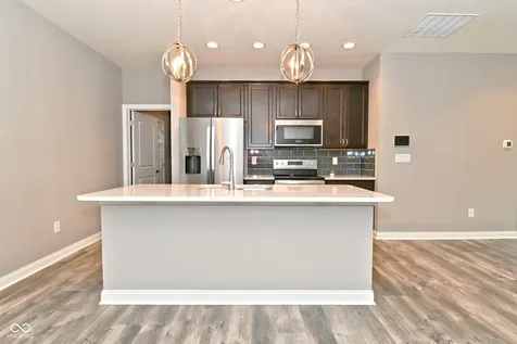 9170 Hedley Way E Avon IN 46123