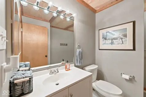 7215 Lion Drive Nineveh IN 46164