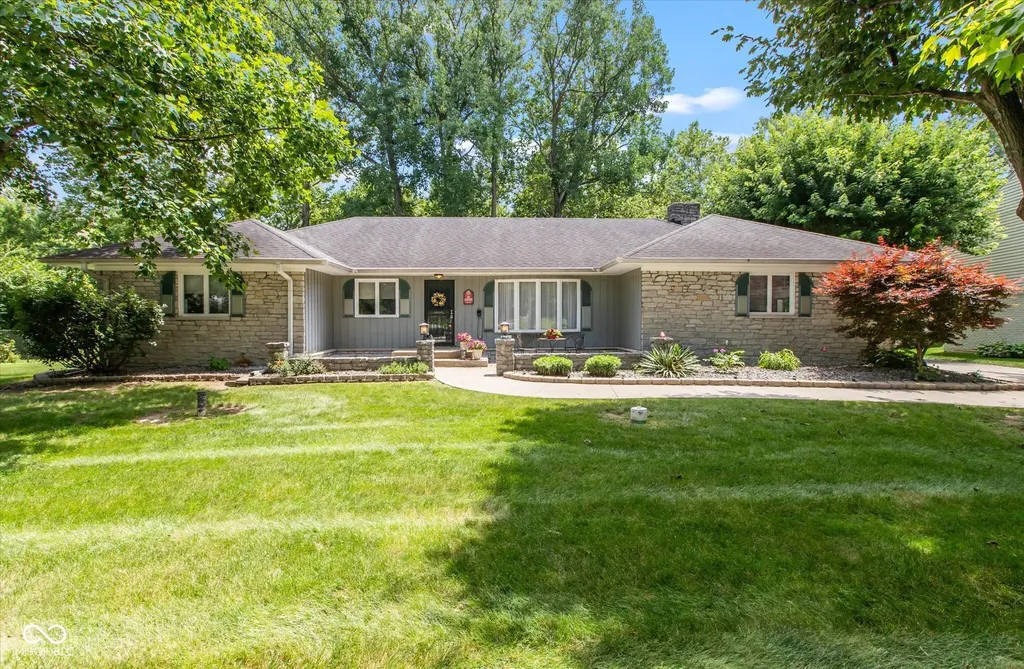 215 E Brunswick Avenue Indianapolis IN 46227