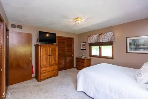 215 E Brunswick Avenue Indianapolis IN 46227