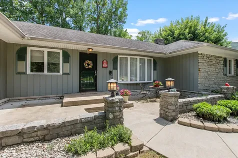 215 E Brunswick Avenue Indianapolis IN 46227