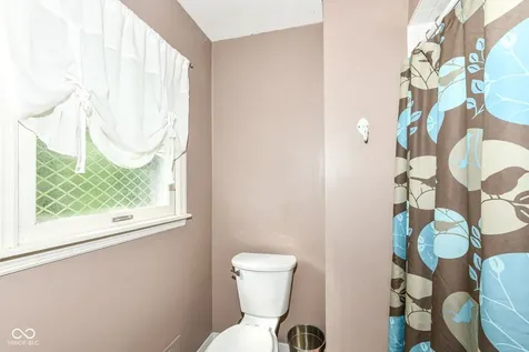 7138 Moorgate Road Indianapolis IN 46250
