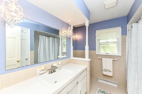 7138 Moorgate Road Indianapolis IN 46250