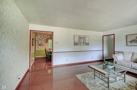 608 W Ralston Road Indianapolis IN 46217