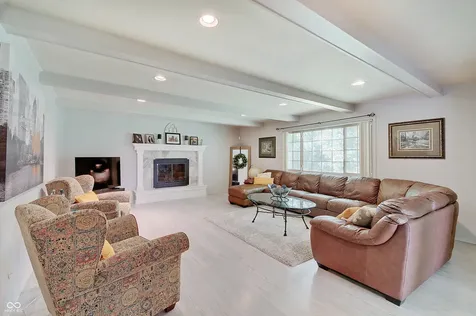 608 W Ralston Road Indianapolis IN 46217