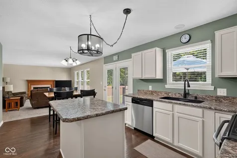 13895 Barnett Place Fishers IN 46038
