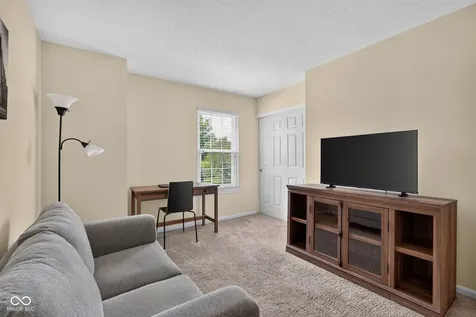 13895 Barnett Place Fishers IN 46038