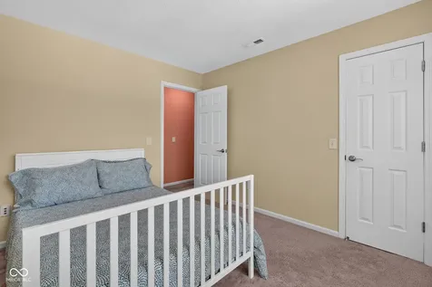 13895 Barnett Place Fishers IN 46038