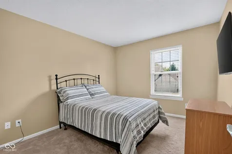 13895 Barnett Place Fishers IN 46038
