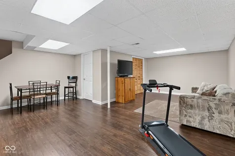 13895 Barnett Place Fishers IN 46038