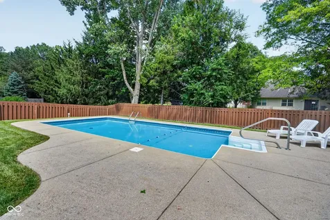13895 Barnett Place Fishers IN 46038