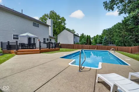 13895 Barnett Place Fishers IN 46038