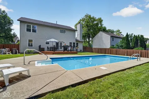 13895 Barnett Place Fishers IN 46038