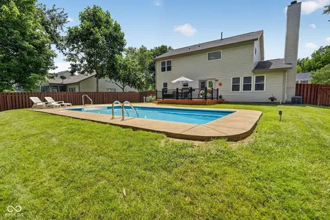 13895 Barnett Place Fishers IN 46038