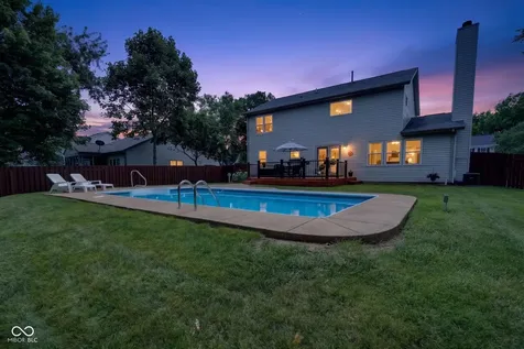 13895 Barnett Place Fishers IN 46038