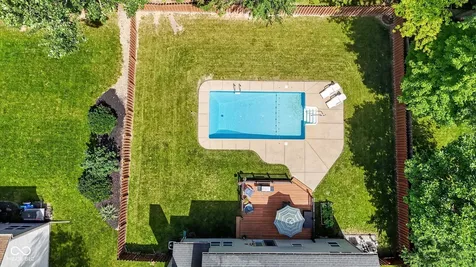 13895 Barnett Place Fishers IN 46038
