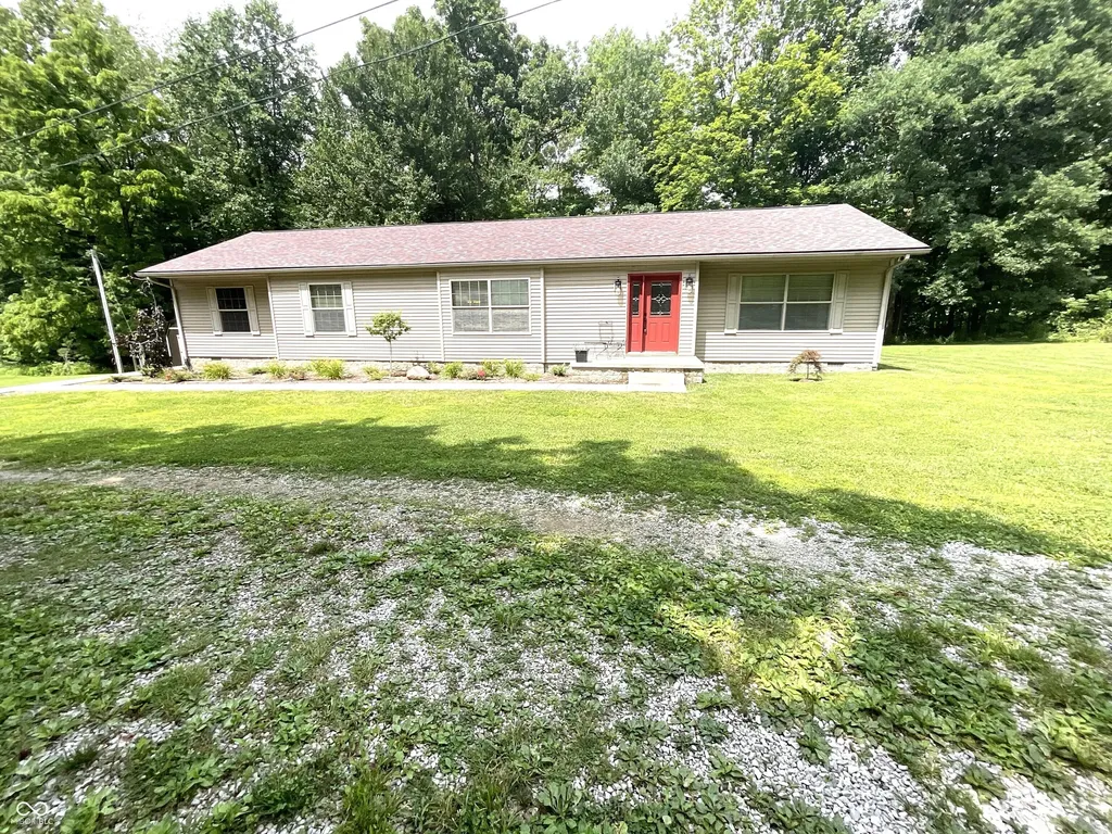 1825 Pea Ridge Road Spencer IN 47460