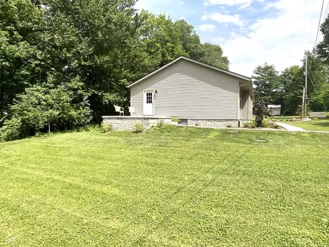 1825 Pea Ridge Road Spencer IN 47460