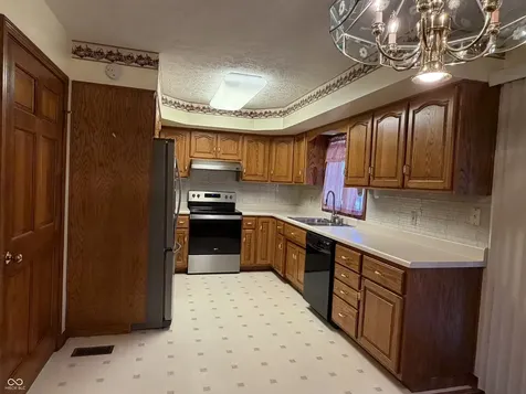 1206 Sugar Pine Drive Anderson IN 46012