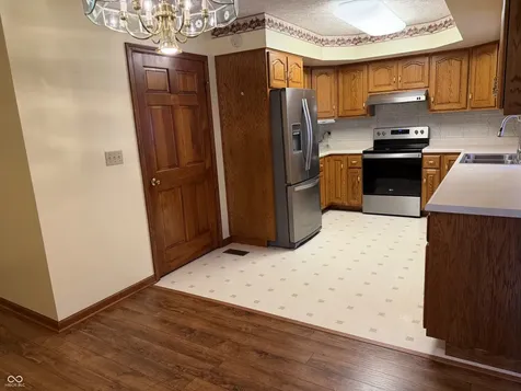 1206 Sugar Pine Drive Anderson IN 46012