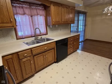 1206 Sugar Pine Drive Anderson IN 46012