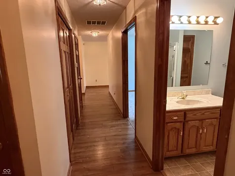 1206 Sugar Pine Drive Anderson IN 46012