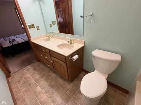 1206 Sugar Pine Drive Anderson IN 46012