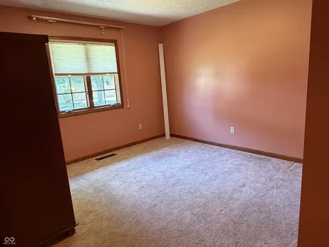 1206 Sugar Pine Drive Anderson IN 46012