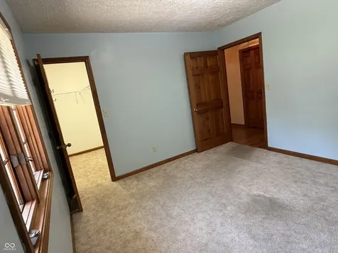 1206 Sugar Pine Drive Anderson IN 46012