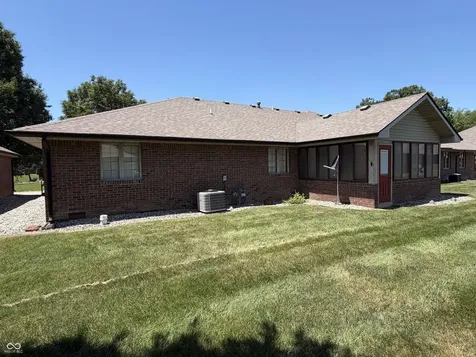 1206 Sugar Pine Drive Anderson IN 46012