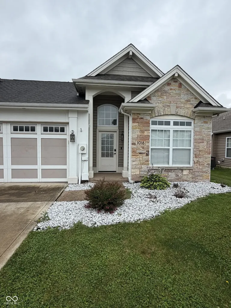 1016 Mount Olive Road Whiteland IN 46184