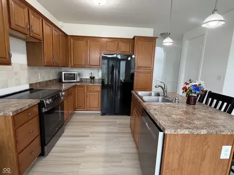 1016 Mount Olive Road Whiteland IN 46184