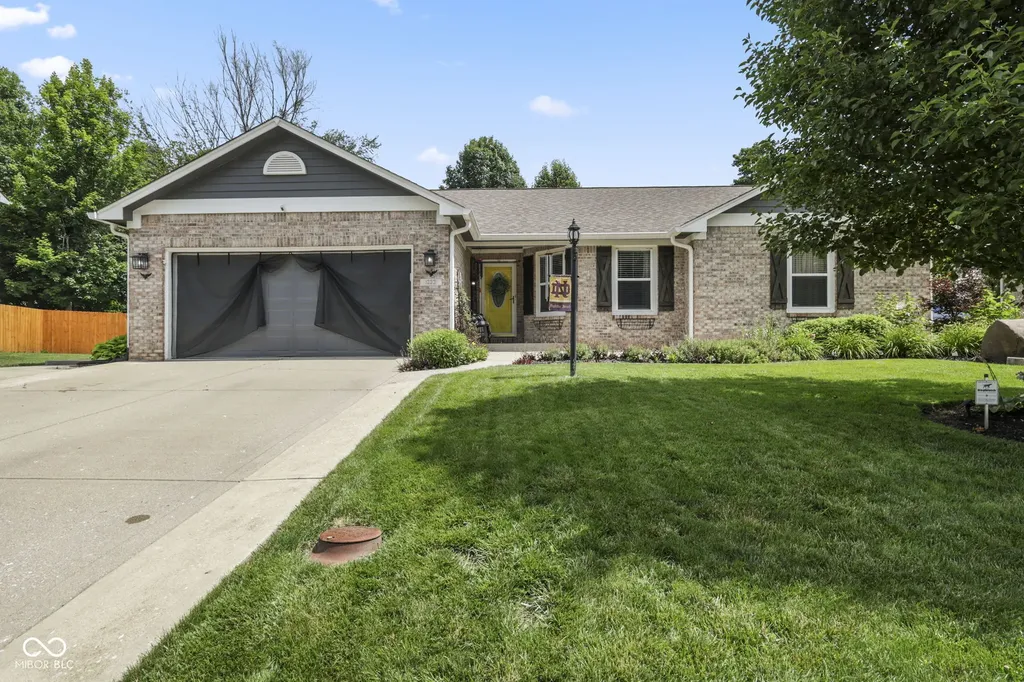 1223 Stave Oak Court Beech Grove IN 46107