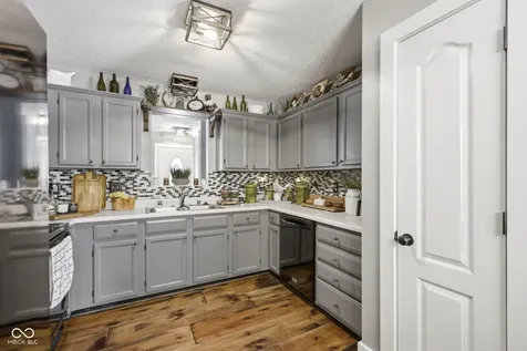 1223 Stave Oak Court Beech Grove IN 46107