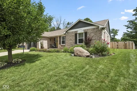 1223 Stave Oak Court Beech Grove IN 46107