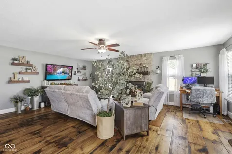1223 Stave Oak Court Beech Grove IN 46107